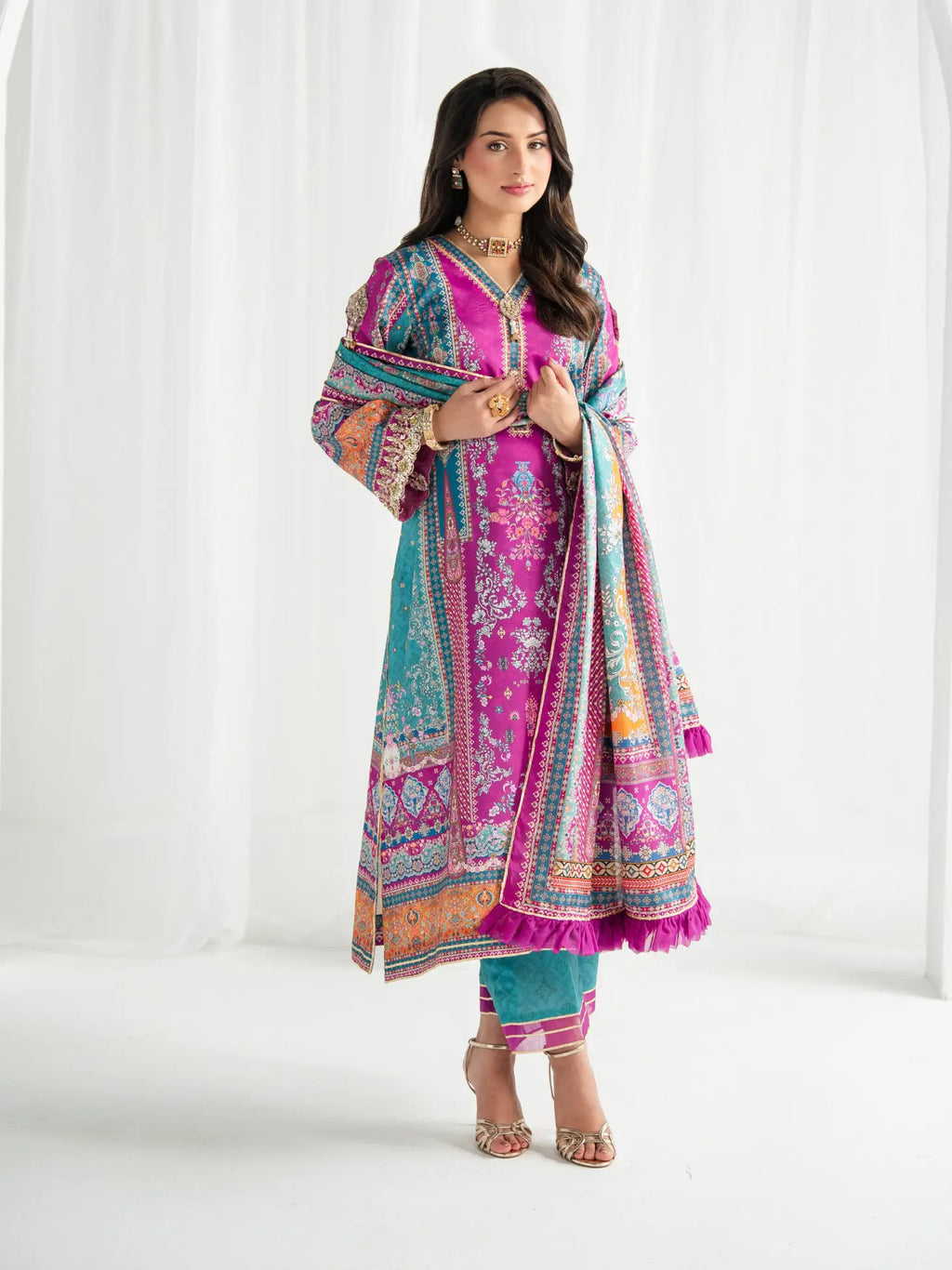 GULAAL AIRA MAGENTA MISCHIEF