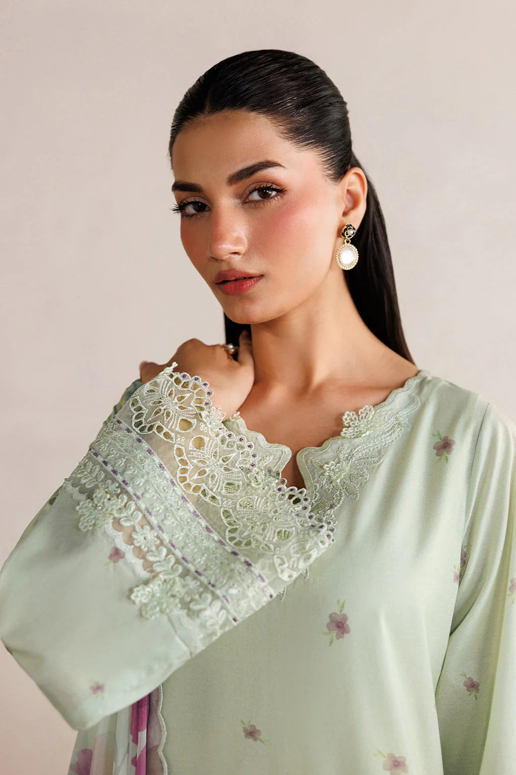 IZNIK FESTIVE LAWN IBE-06