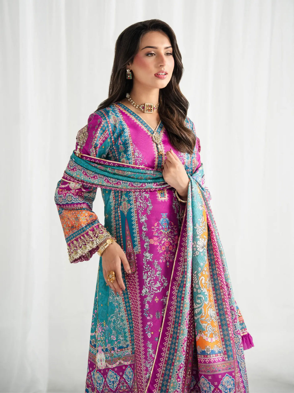 GULAAL AIRA MAGENTA MISCHIEF