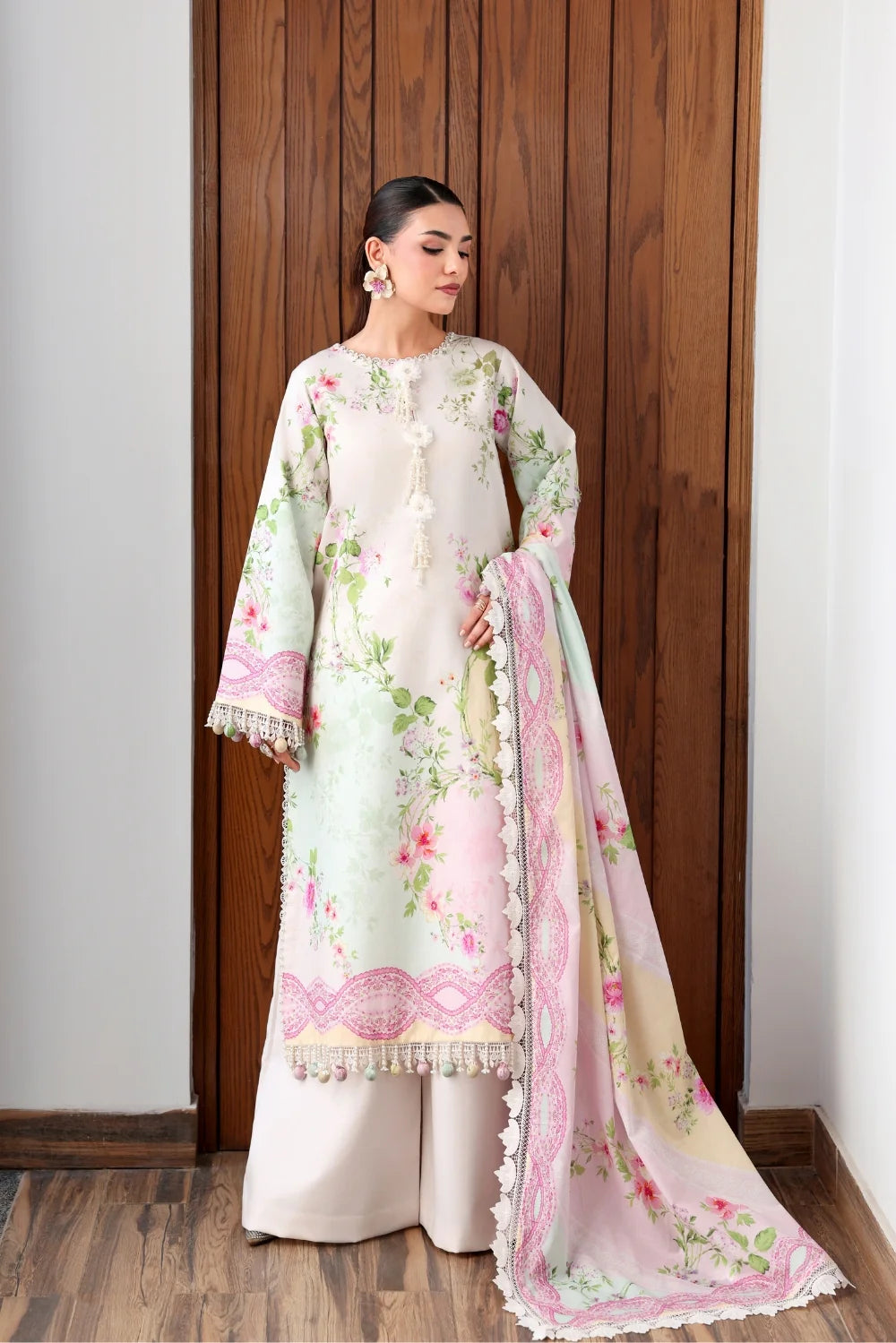 NAQSH MIDNIGHT MEADOW PETALINE