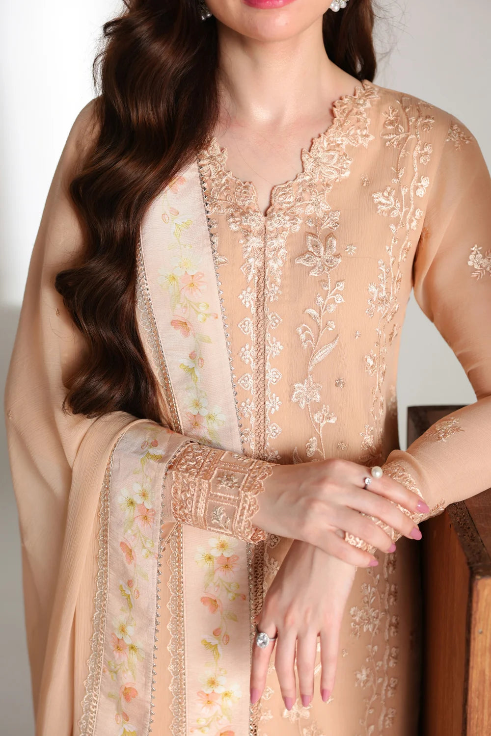 AZURE ENSEMBLES FESTIVE CREAM DREAM