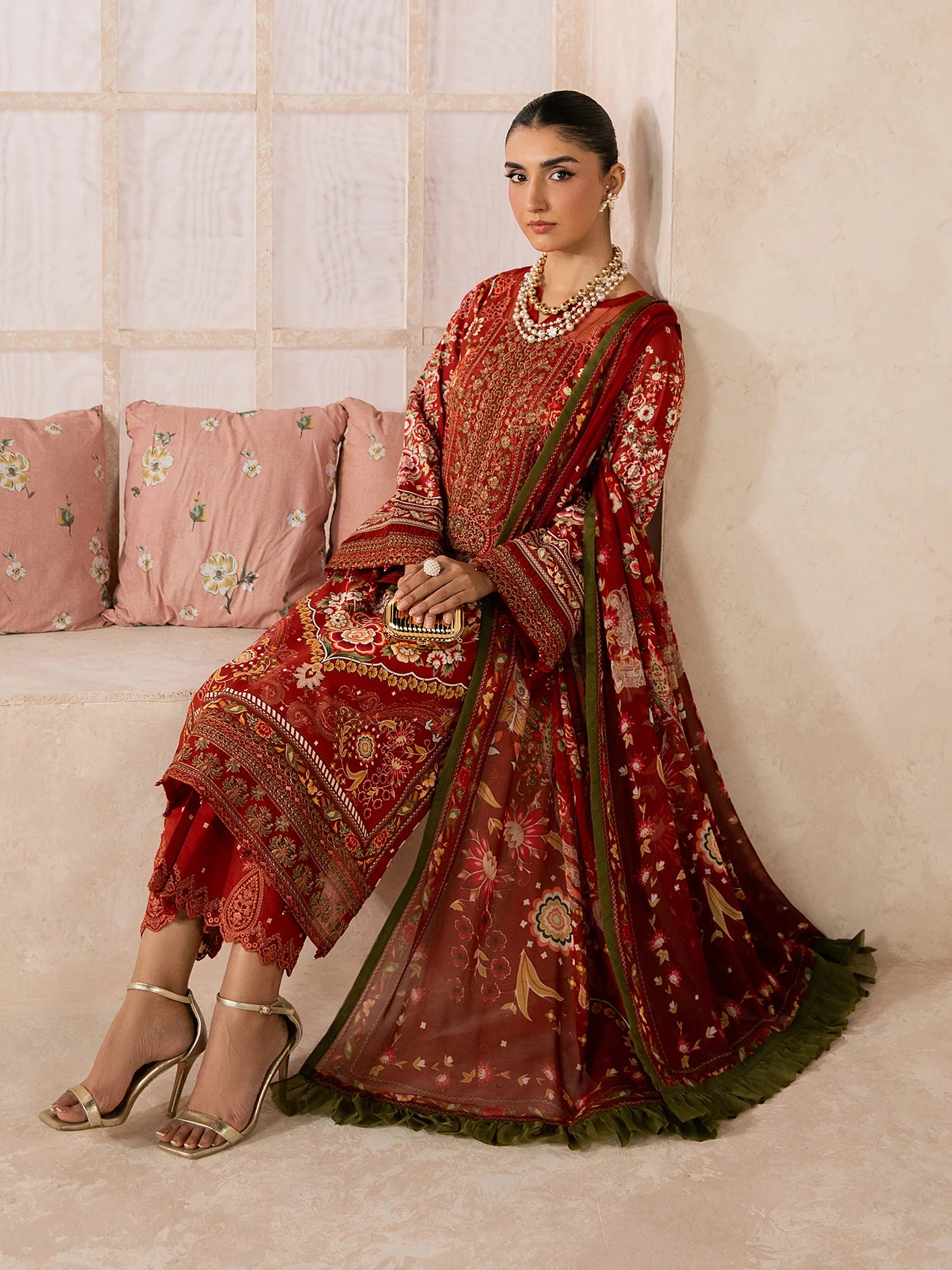 GULAAL SYRA LAWN CALYX