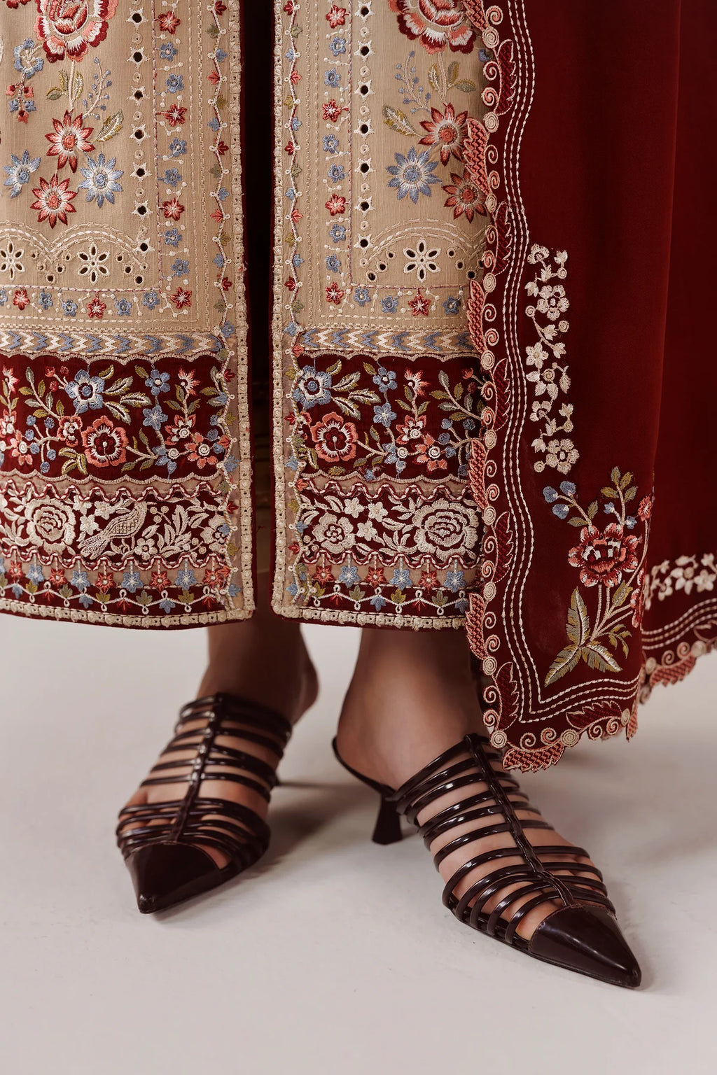 QALAMKAR QLINE LINEN HAMNA