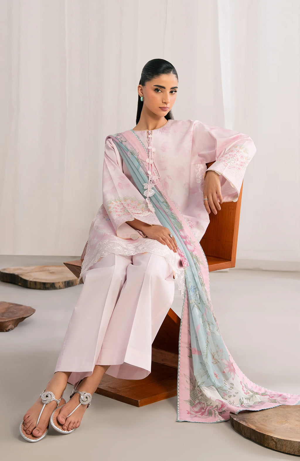 SERAN NYSA CMBRIC UNSTITCHED D-05