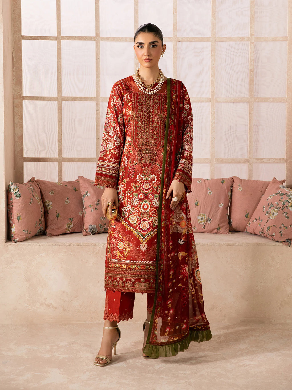 GULAAL SYRA LAWN CALYX