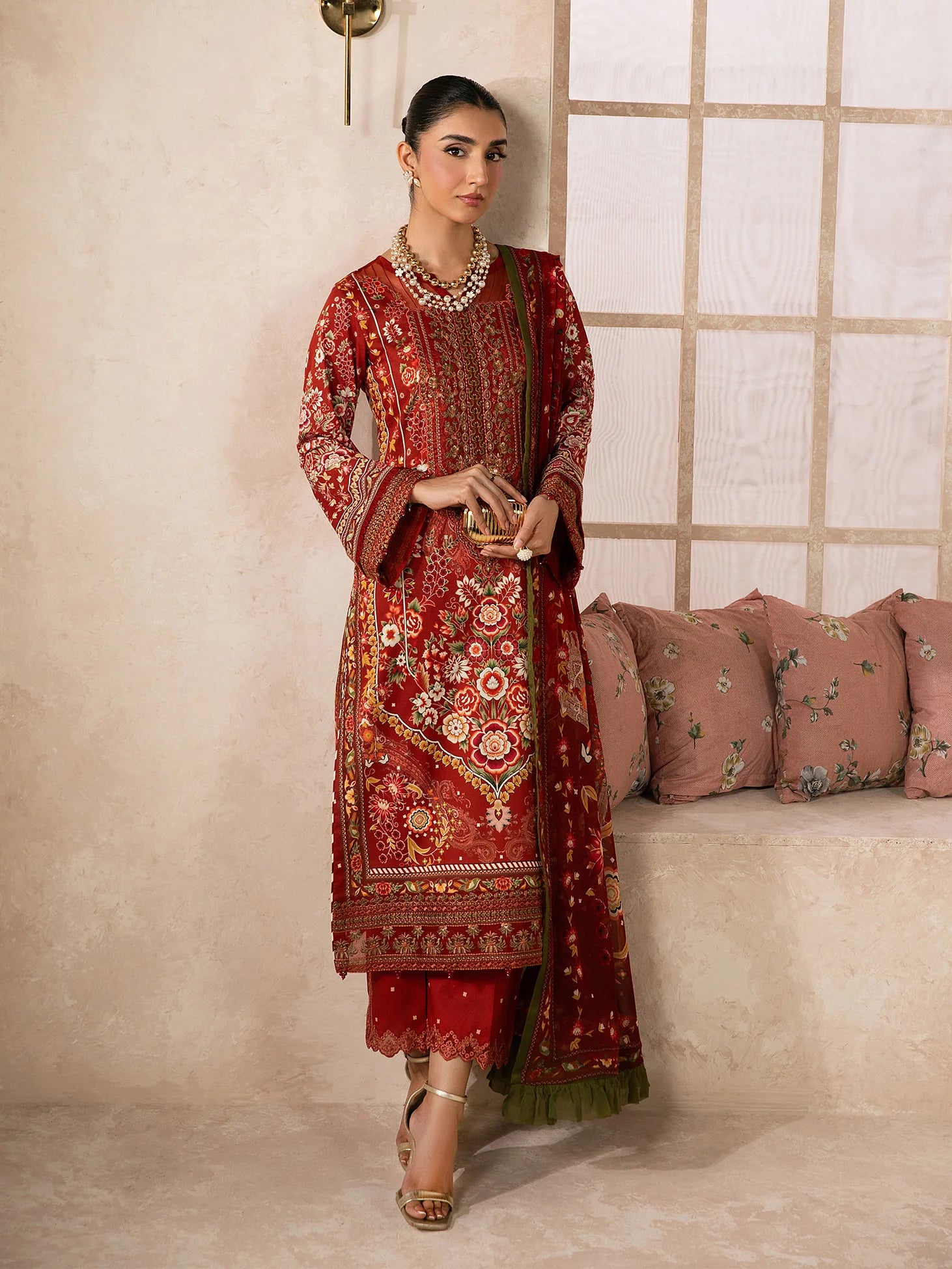 GULAAL SYRA LAWN CALYX