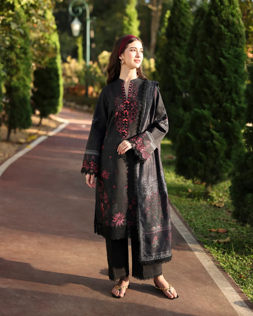 AYLLEEN NAQSH MEHRAB