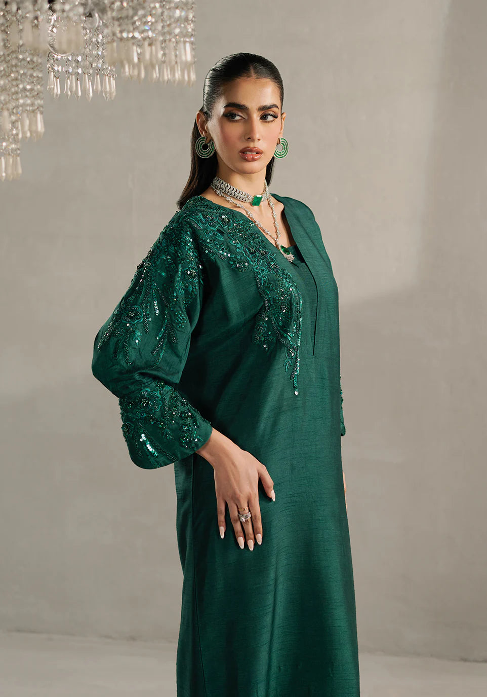 ZARQASH IZEL