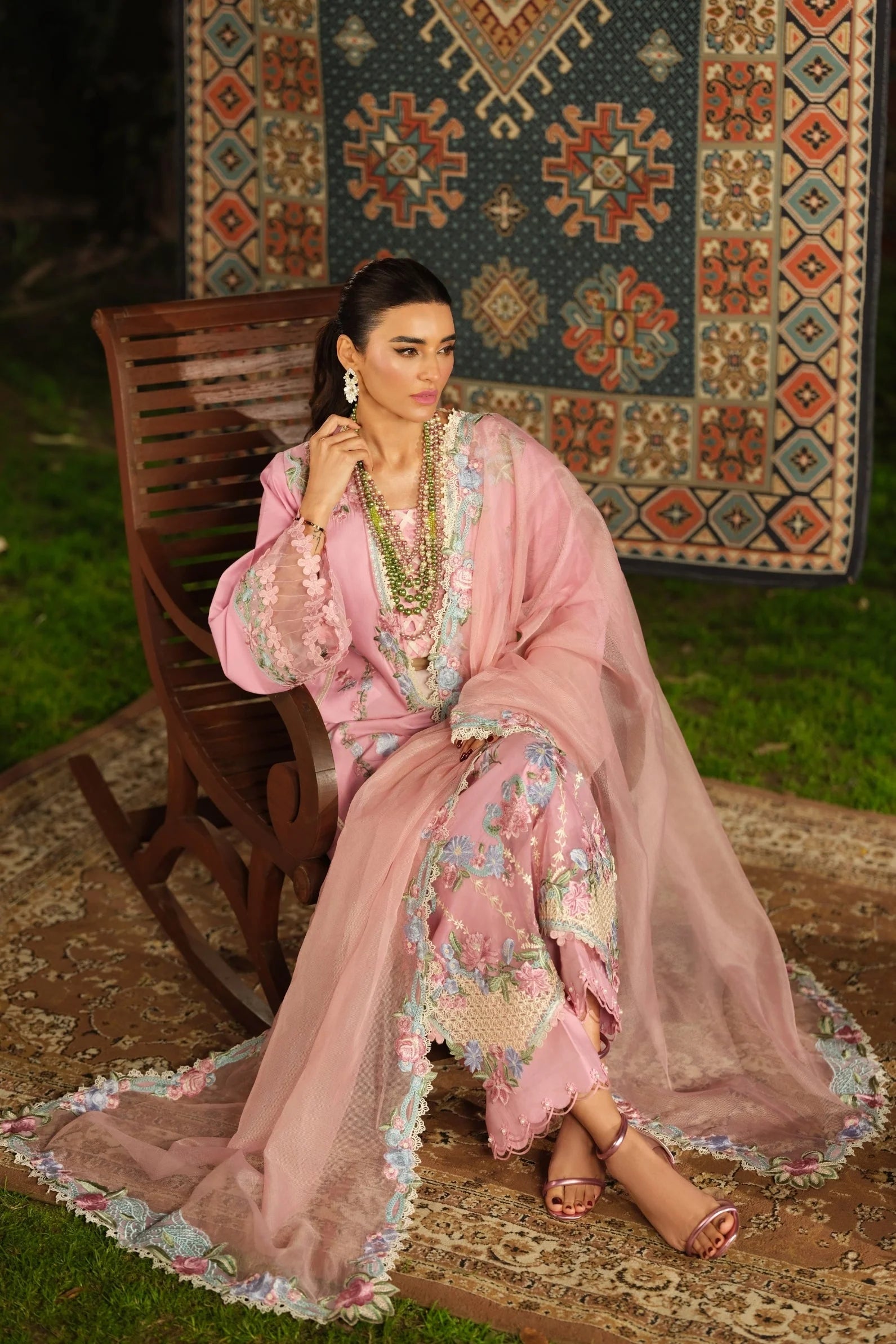 MARYAM HUSSAIN FLORAL TALE AESAAR