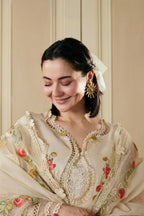 MARYAM HUSSAIN LUXURY LAWN HALA