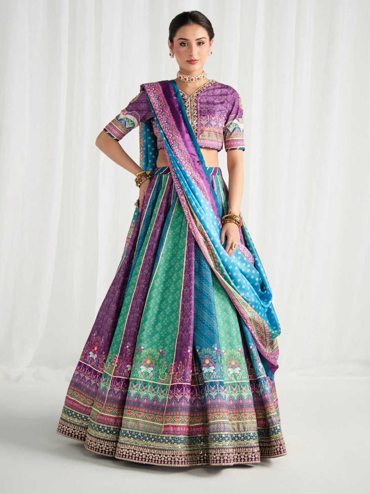 GULAAL AIRA MOSAIC MUSE