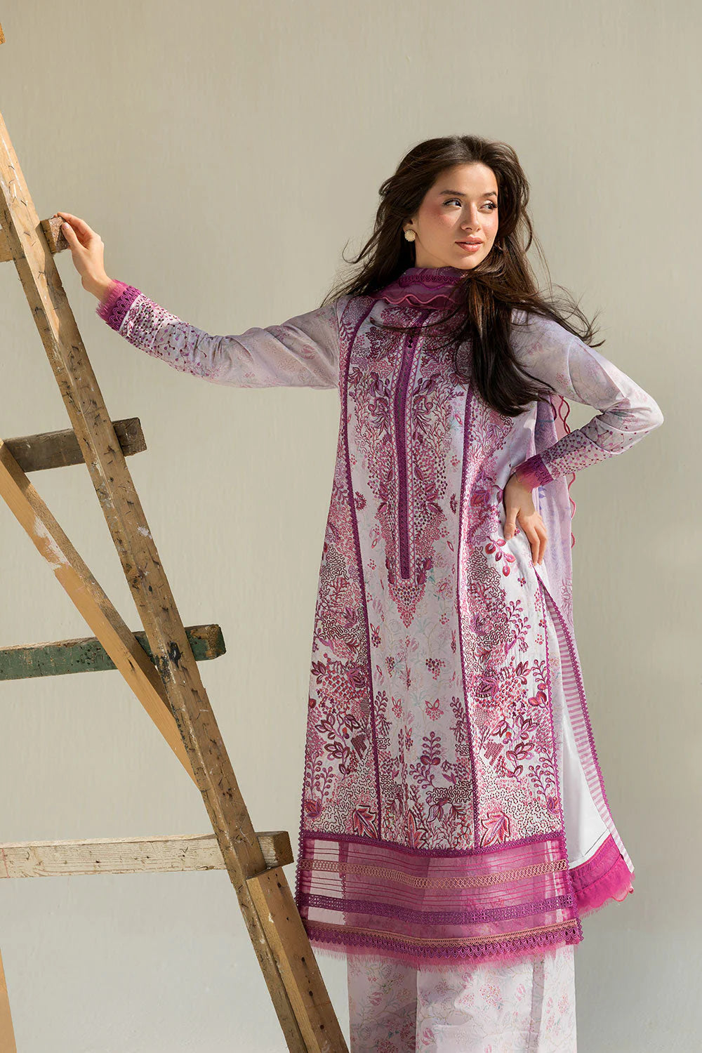 STITCHED BY CC SOBIA NAZIR VITAL LAWN VT26-5A 3PC