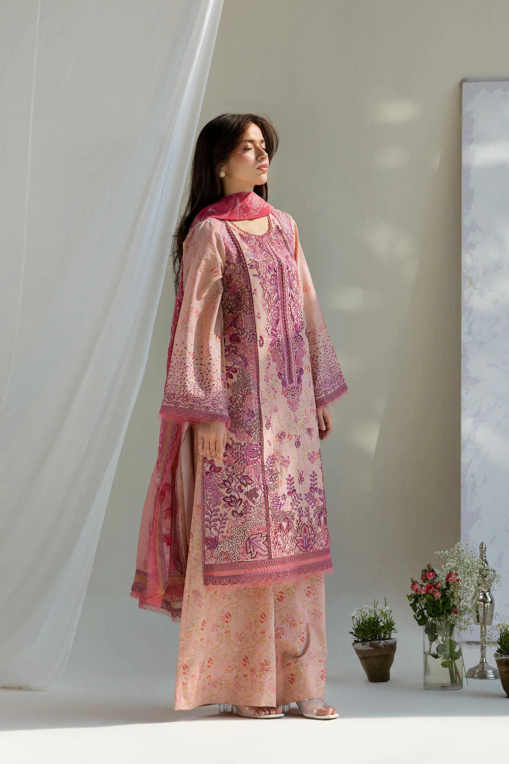 SOBIA NAZIR VITAL UNSTITCHED LAWN VT26-5B