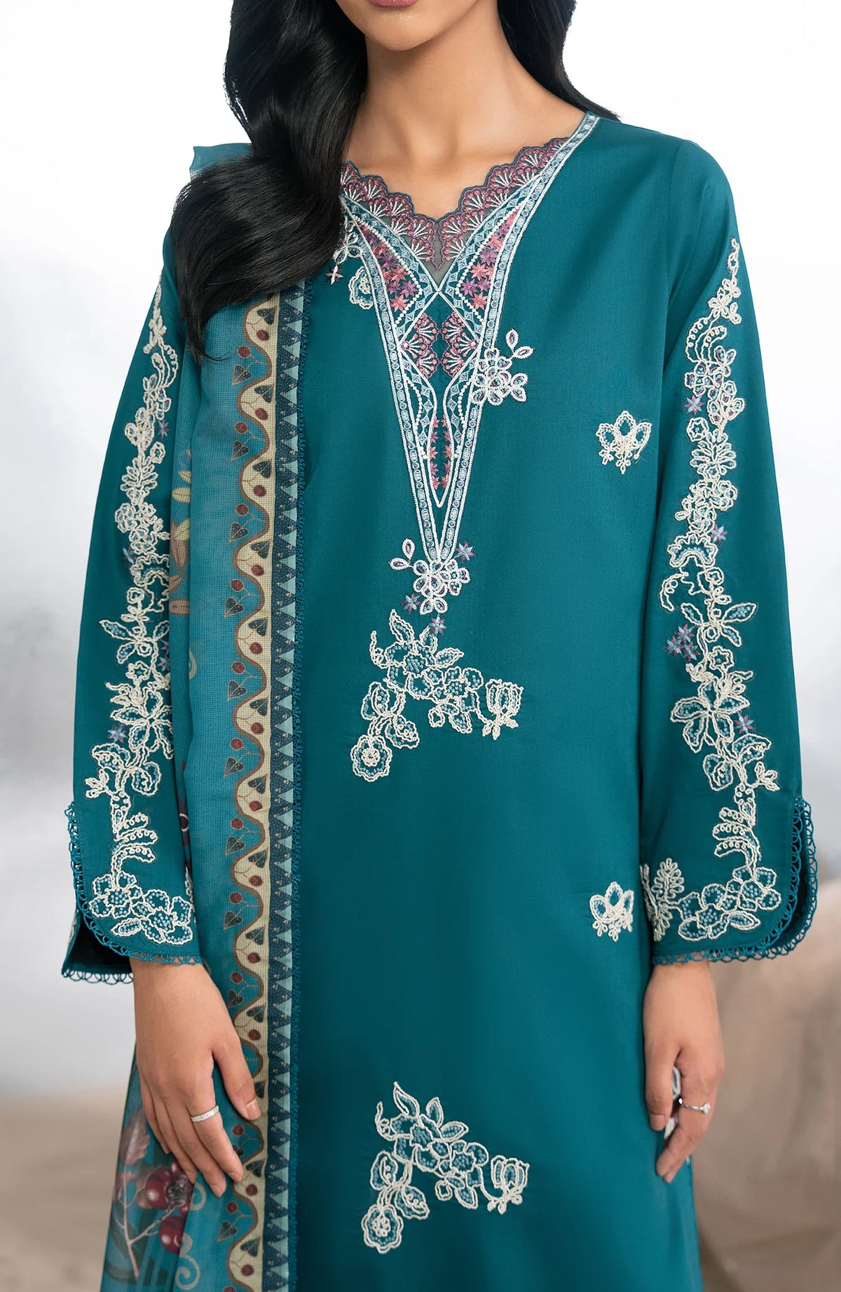 SERAN NYSA CMBRIC UNSTITCHED D-12