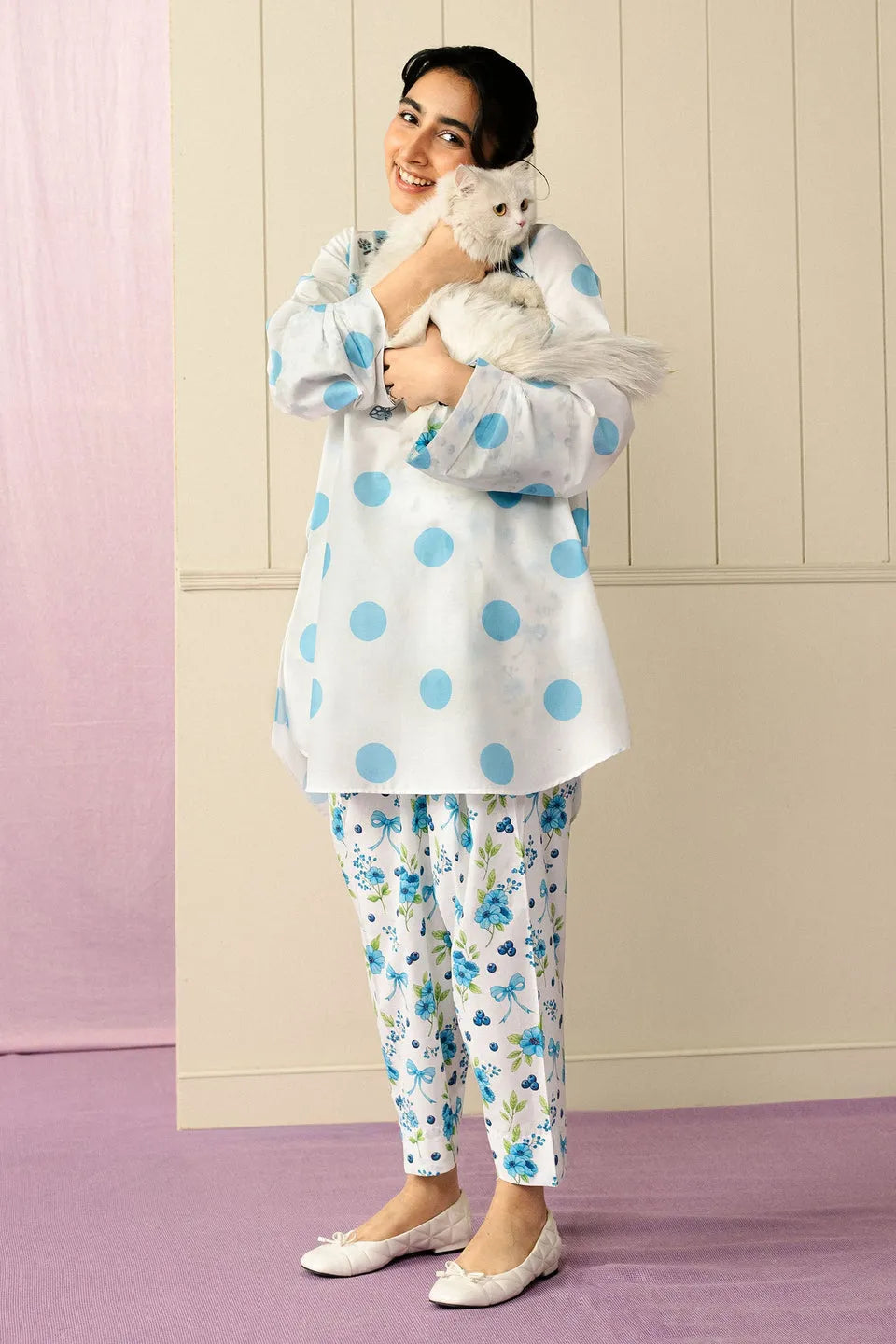 ZARA SHAHJAHAN  CR26C0002 2PC