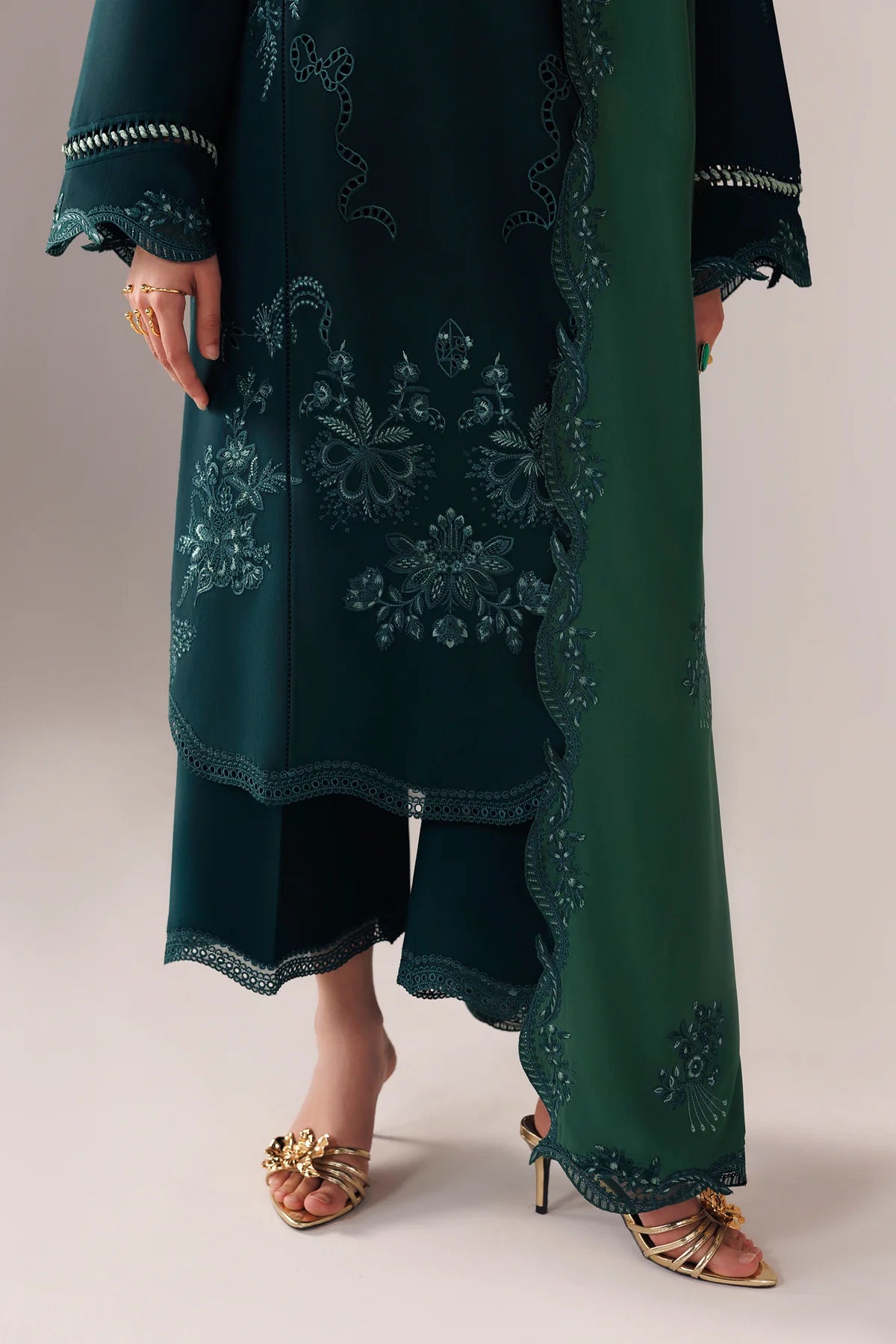 QALAMKAR QLINE LINEN ROMA