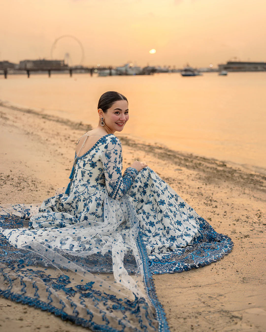 FAIZA SAQLAIN AYA LUXURY JEHONA