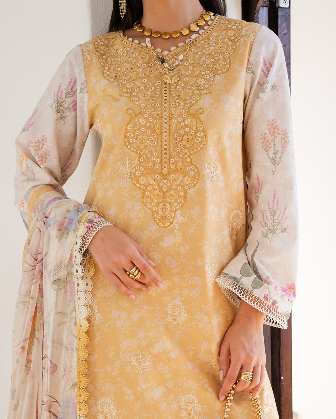 AABYAAN SHEZLIN CHIKANKARI AZ-10
