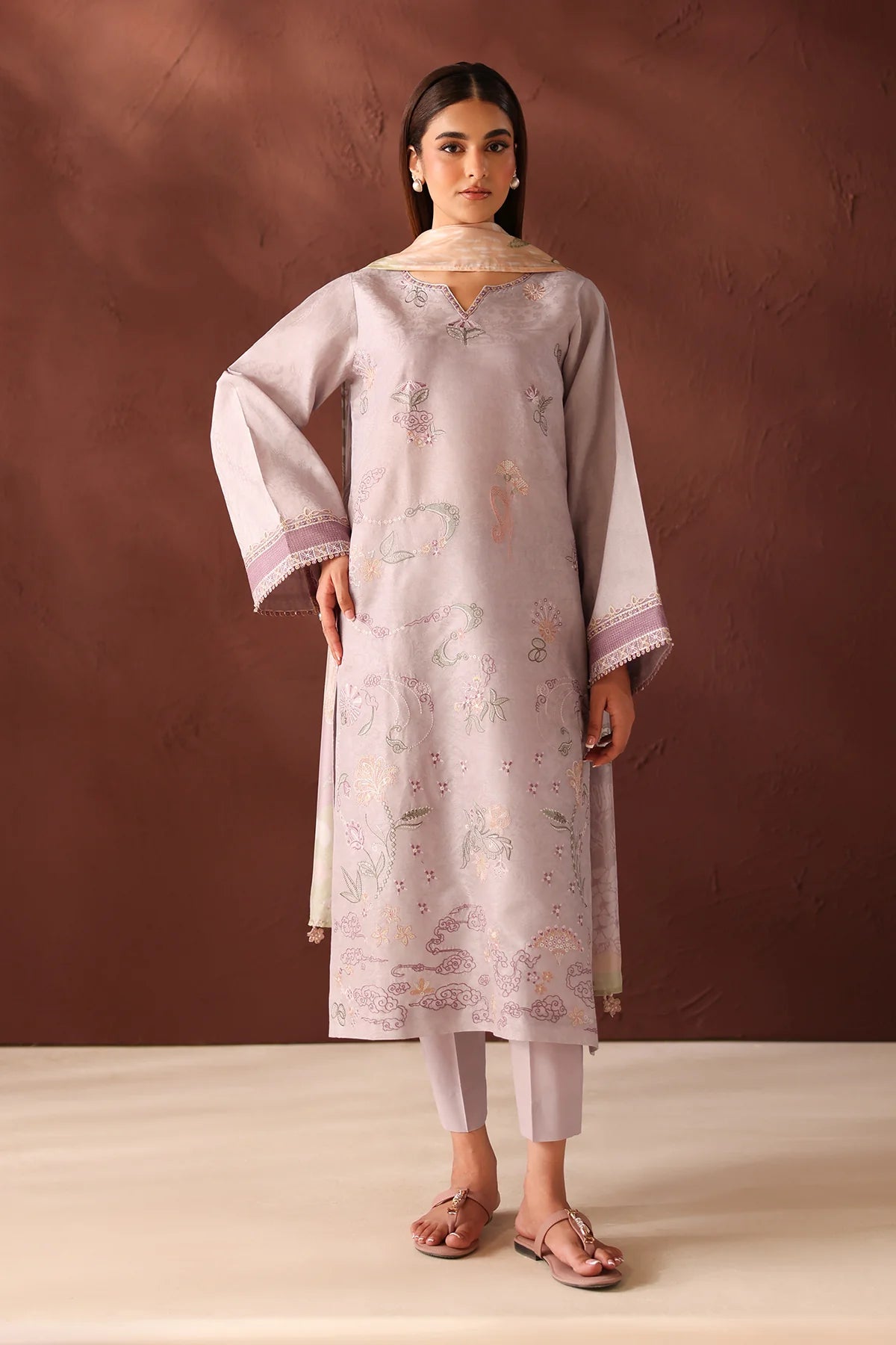 BAROQUE UF-4484