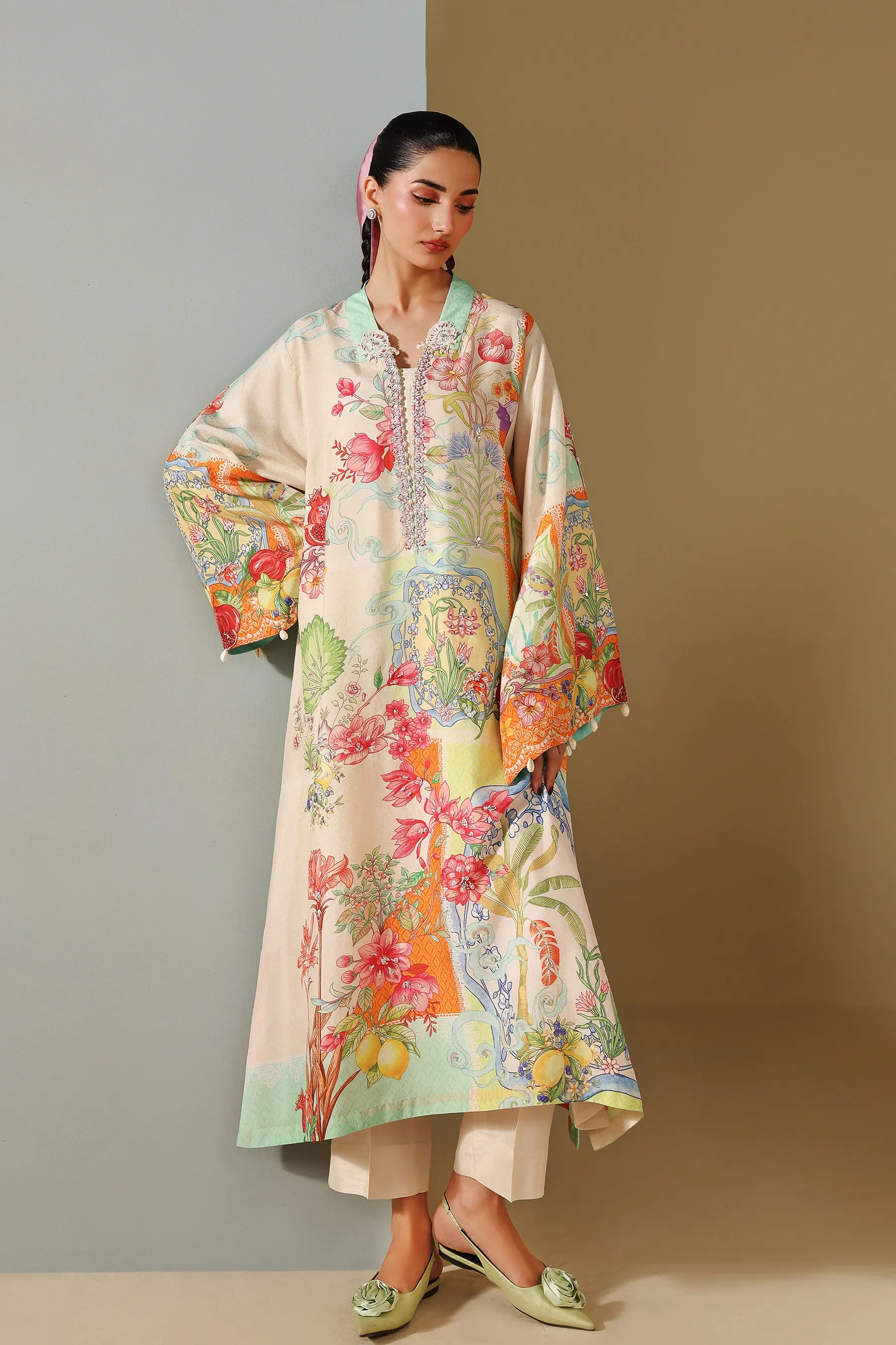 GARDEN PARTY 2PC