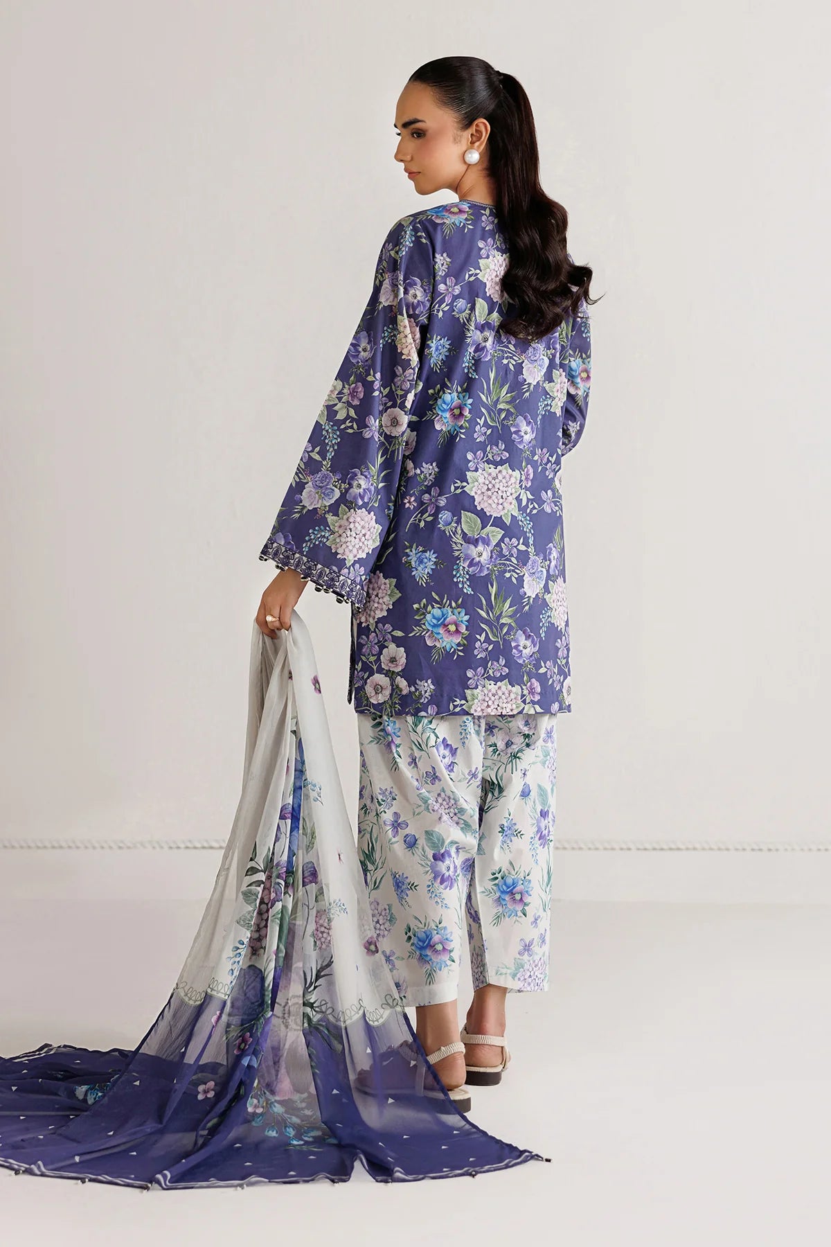 BAROQUE UF-4496