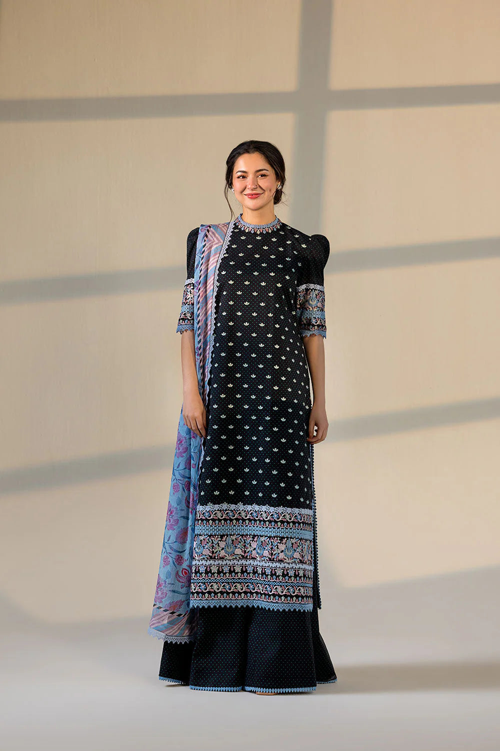 SOBIA NAZIR VITAL UNSTITCHED LAWN VT26-6B