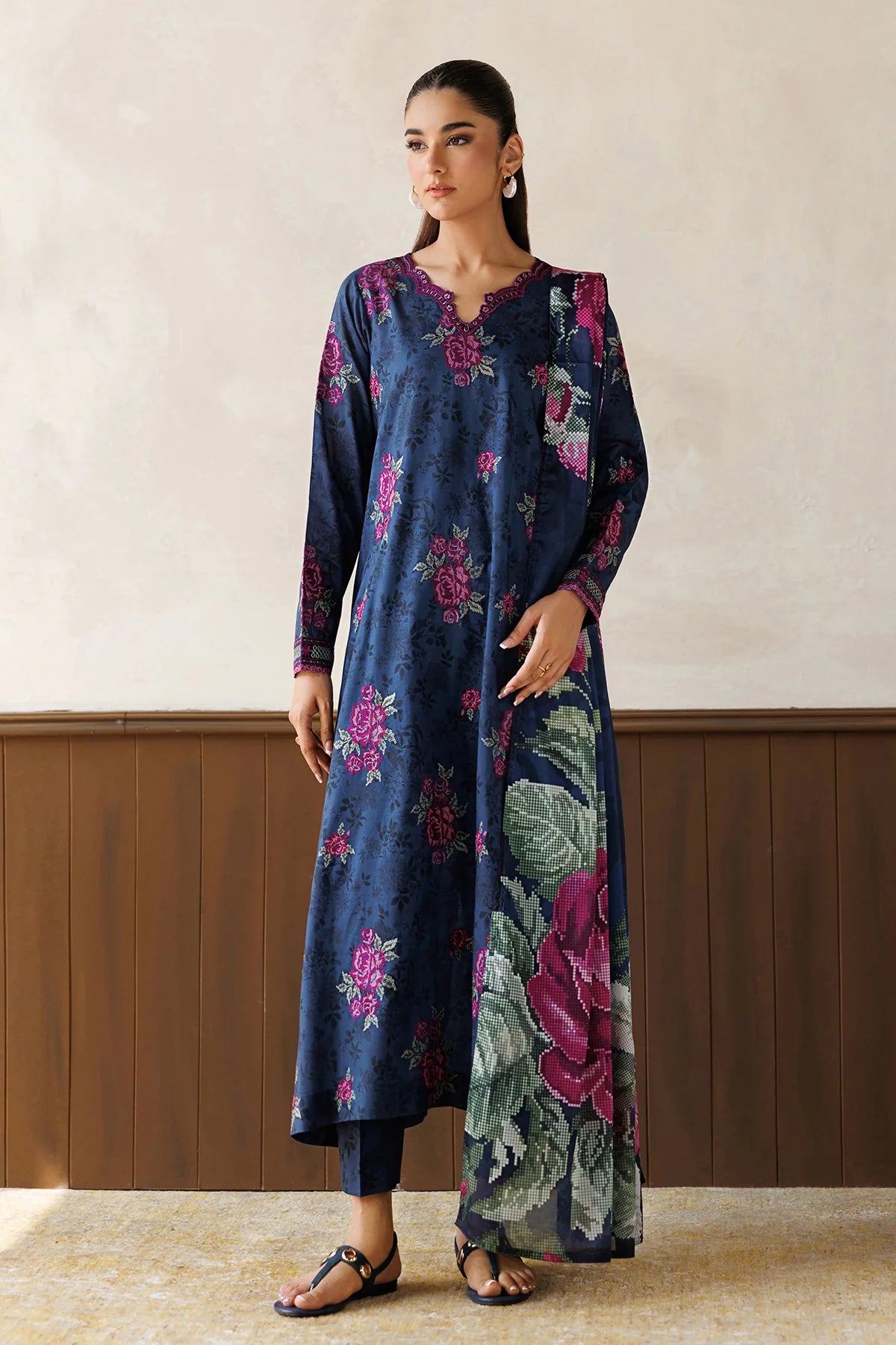 BAROQUE UF-4497