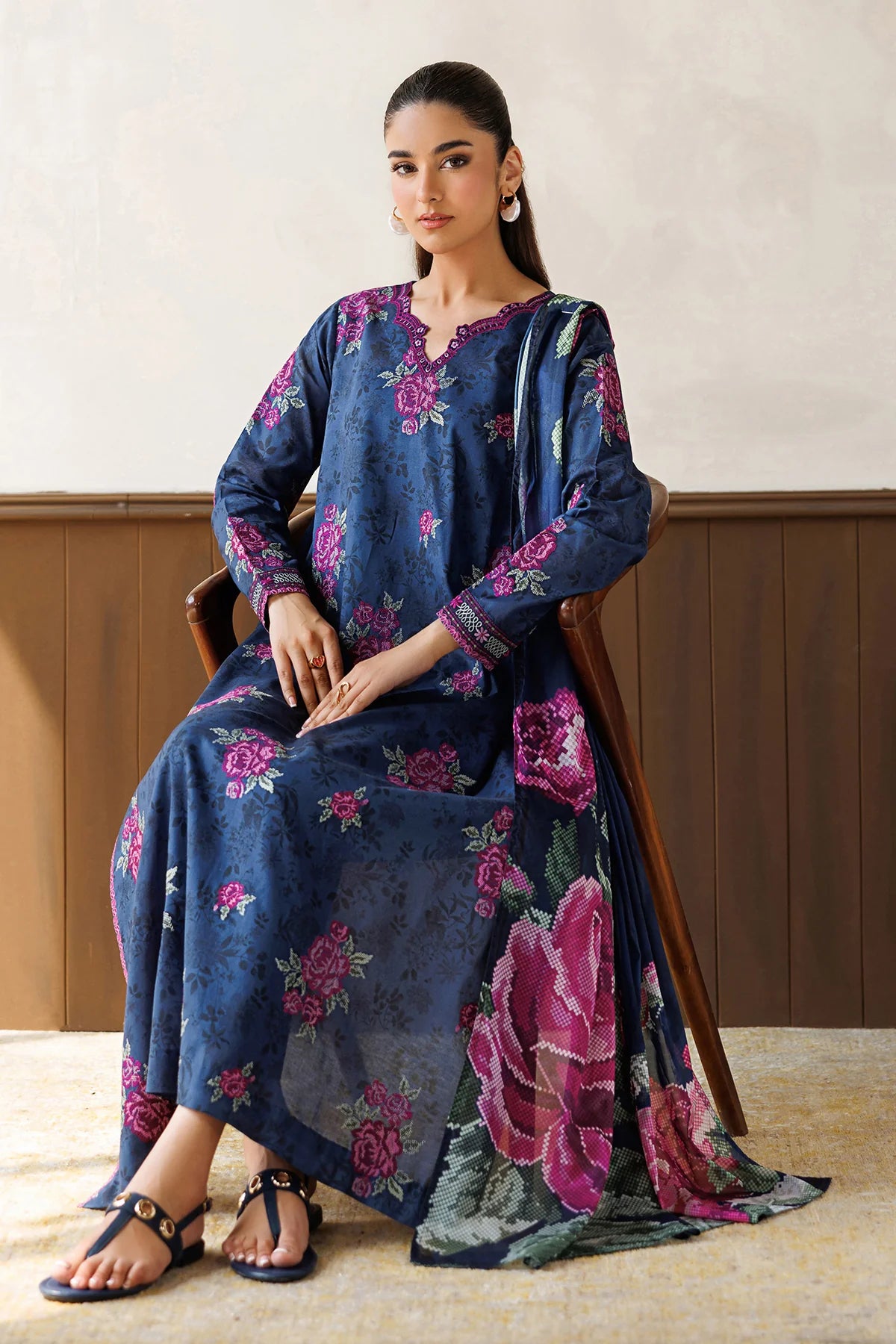 BAROQUE UF-4497