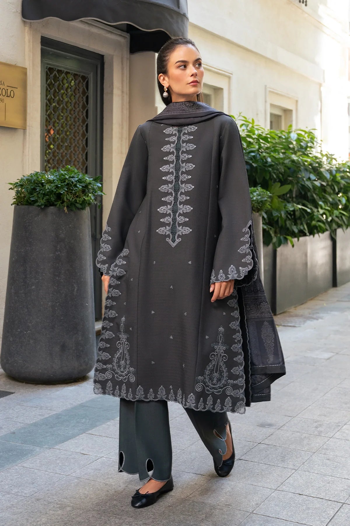RANG RASIYA MEET ME IN ISTANBUL SLATE