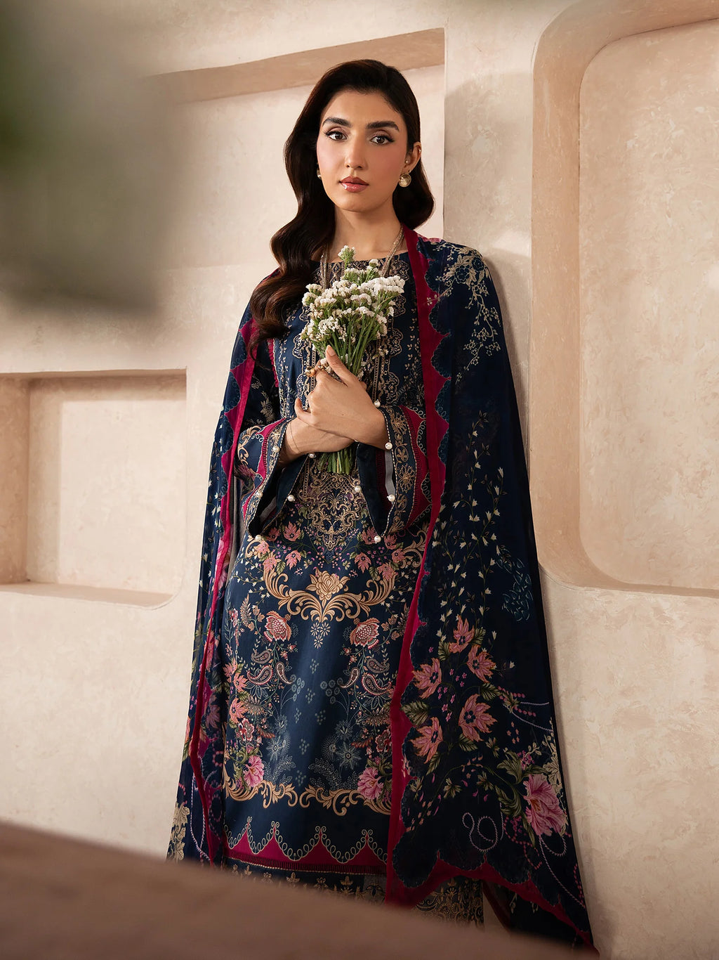 GULAAL SYRA LAWN ALUXE