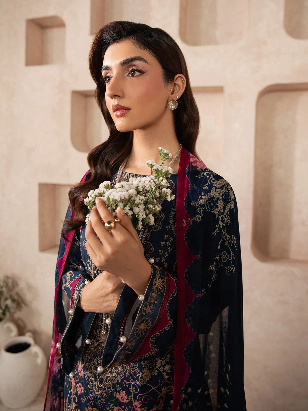 GULAAL SYRA LAWN ALUXE