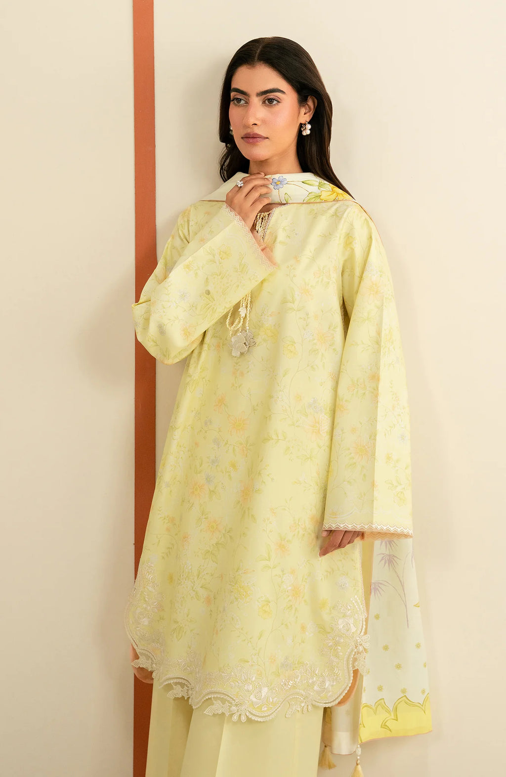 SERAN ESSENTIALS 26  D-04
