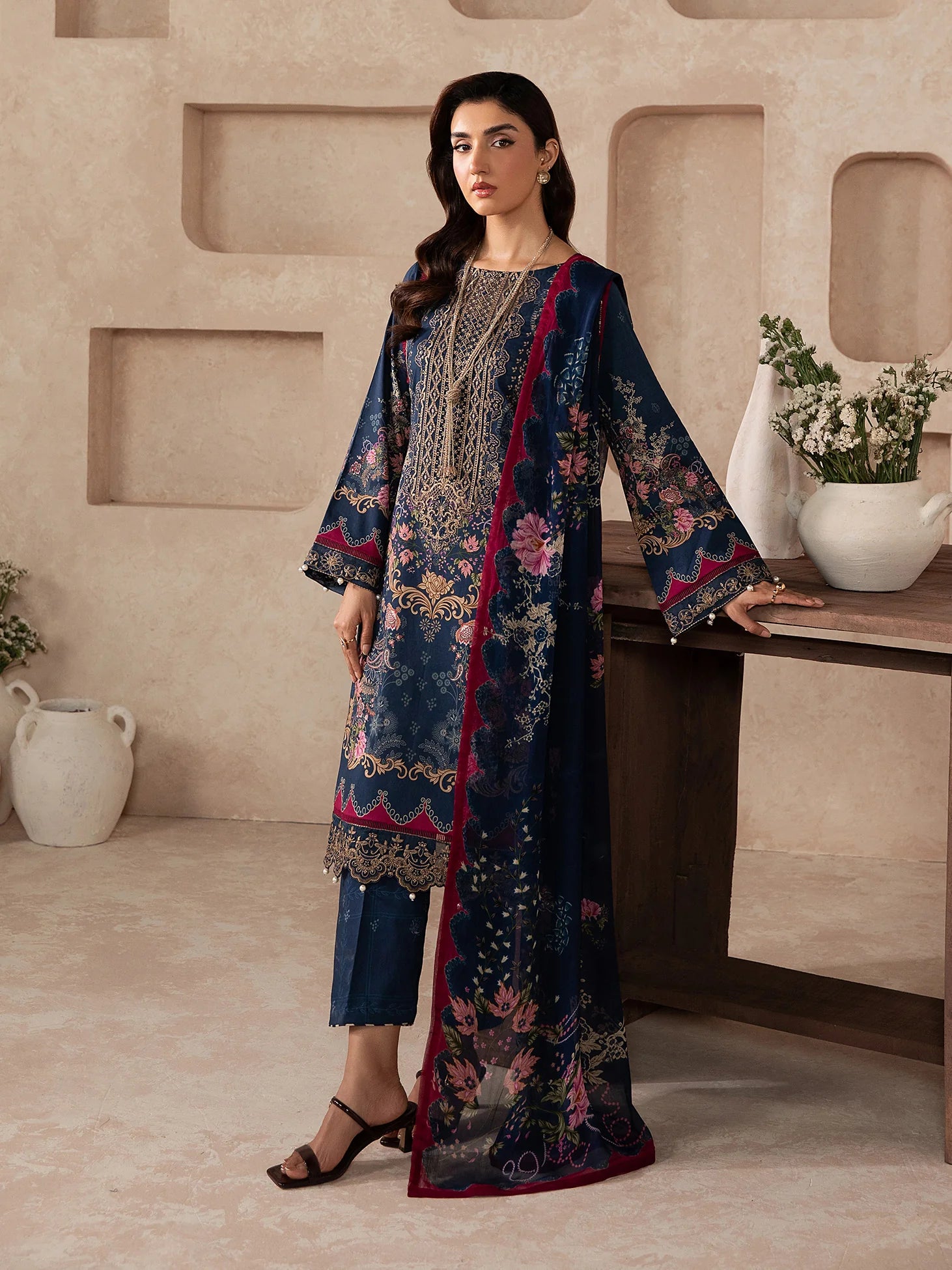 GULAAL SYRA LAWN ALUXE