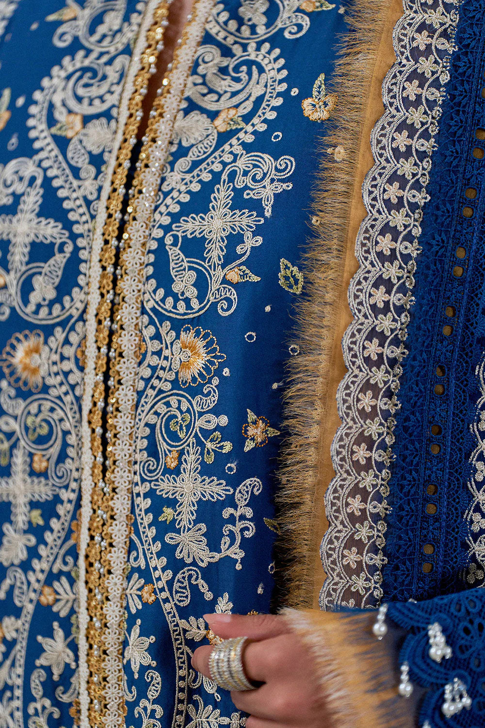 STITCHED BY CC D-8A SOBIA NAZIR 3PC