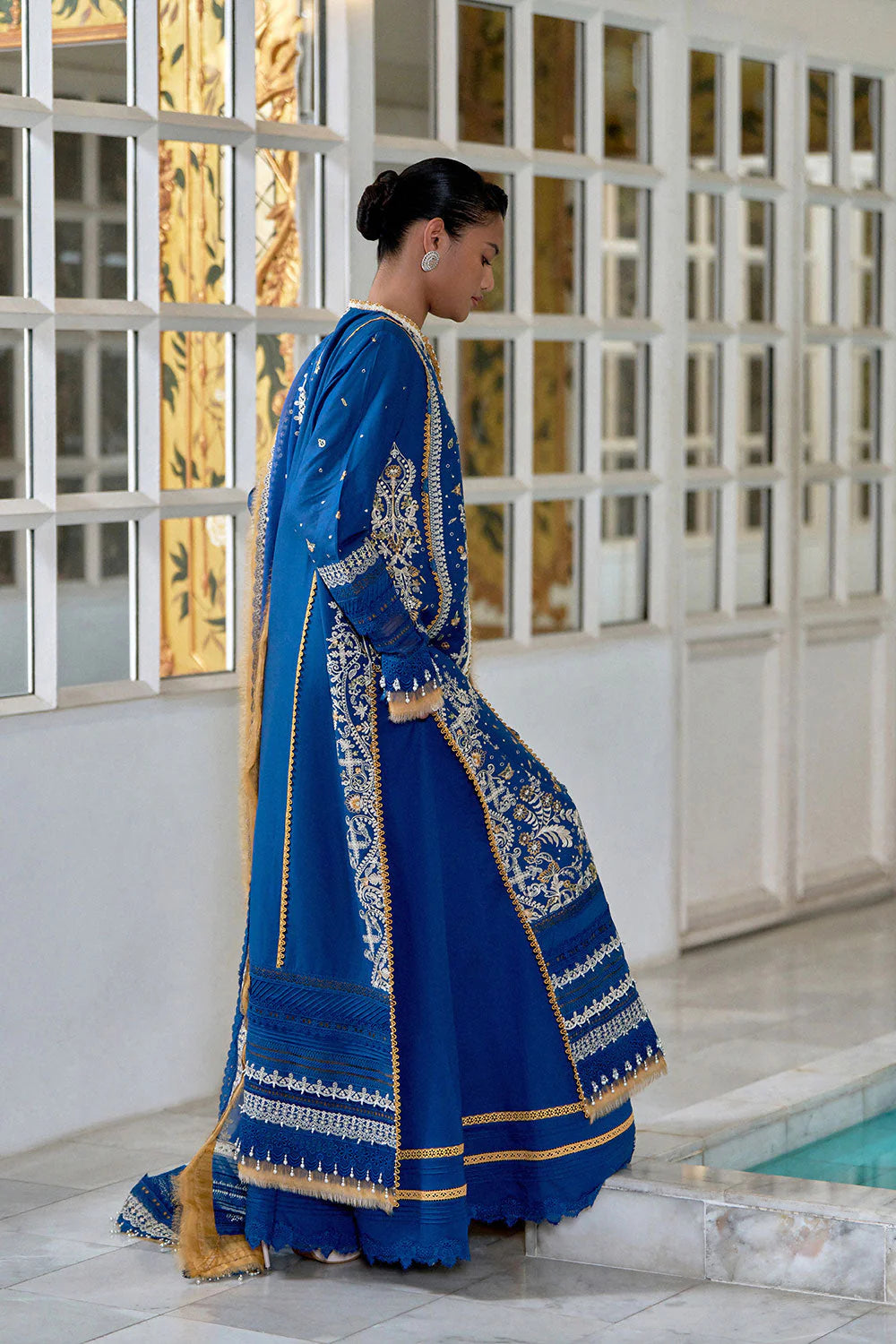 SOBIA NAZIR LUXURY LAWN D-8A