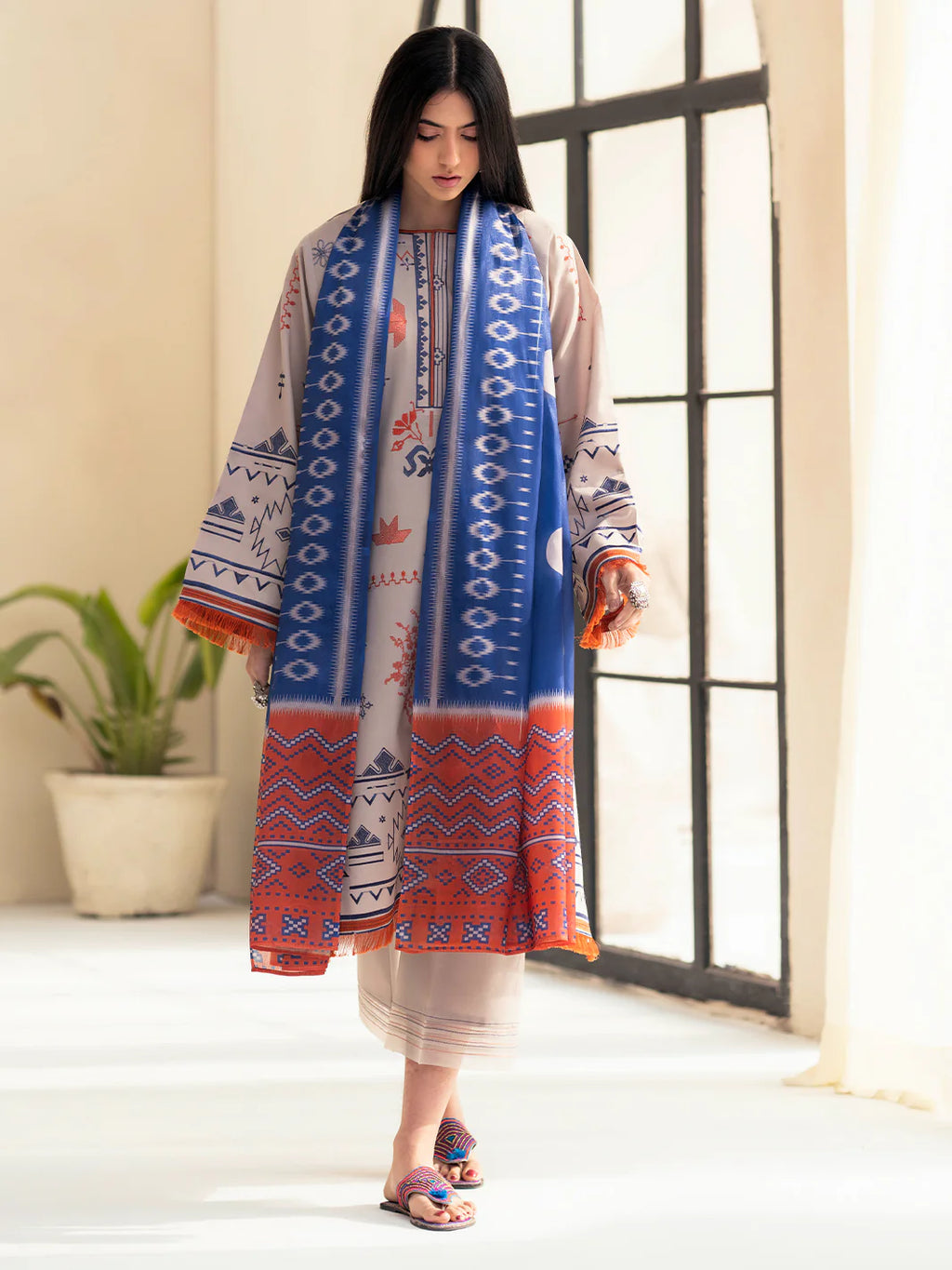 BIN ILAYS AAINA LAWN D-81B