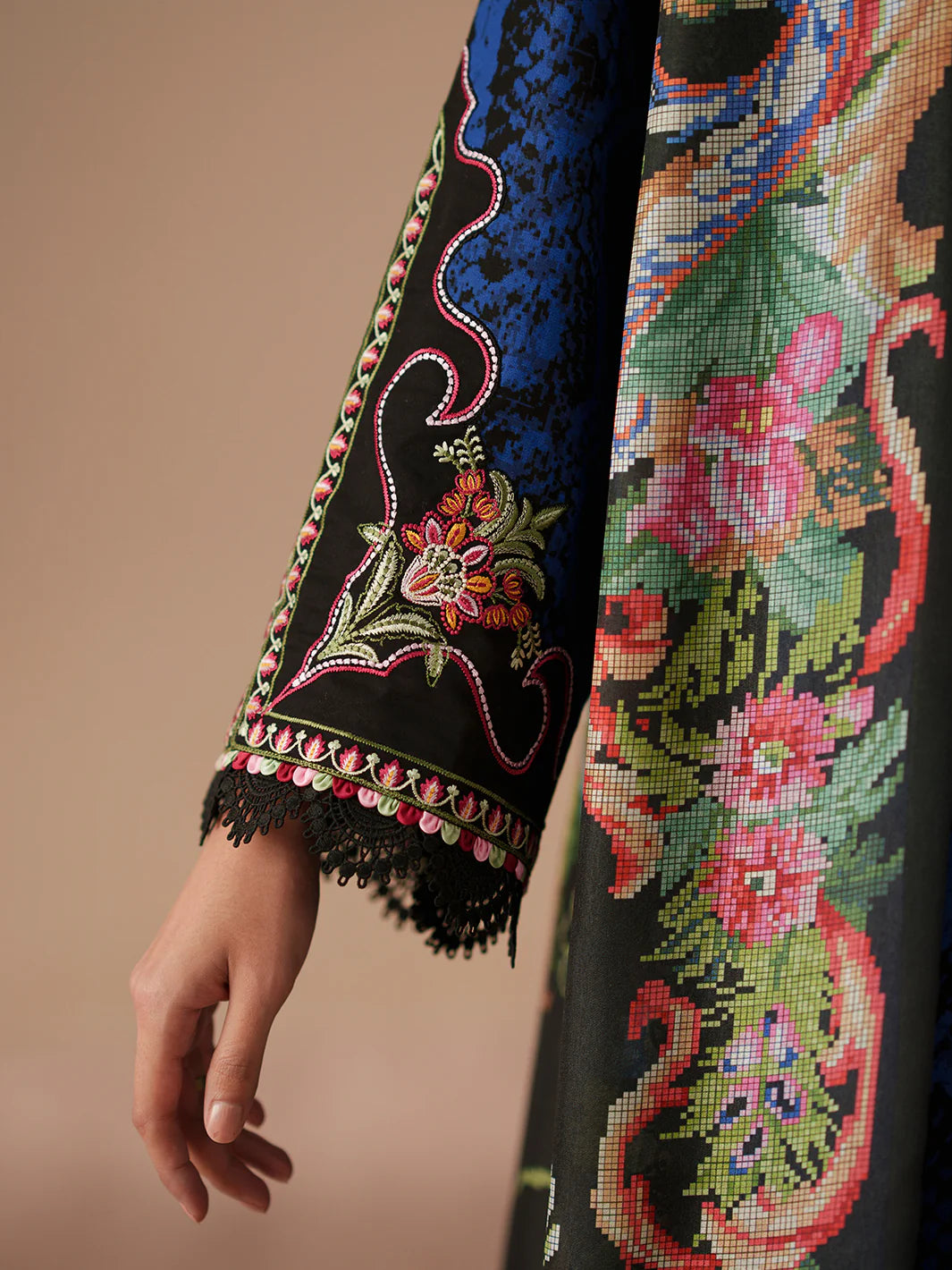 STITCHED BY CC 83B BINILYAS 3PC