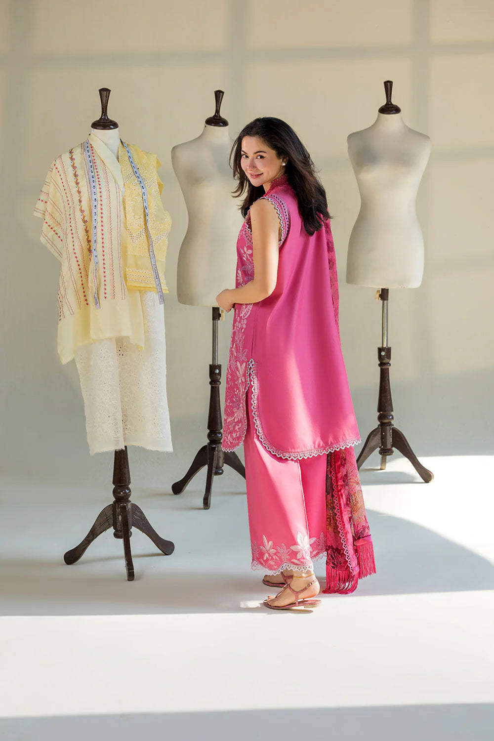 SOBIA NAZIR VITAL UNSTITCHED LAWN VT26-8A