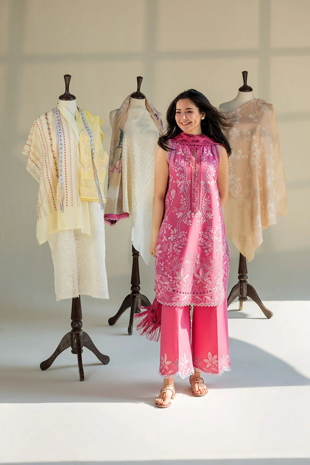 SOBIA NAZIR VITAL UNSTITCHED LAWN VT26-8A