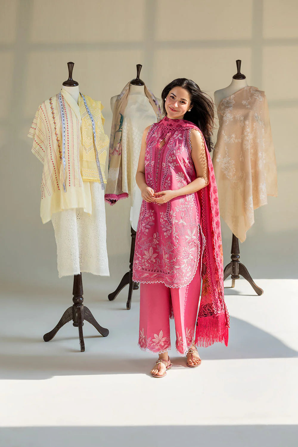 SOBIA NAZIR VITAL UNSTITCHED LAWN VT26-8A