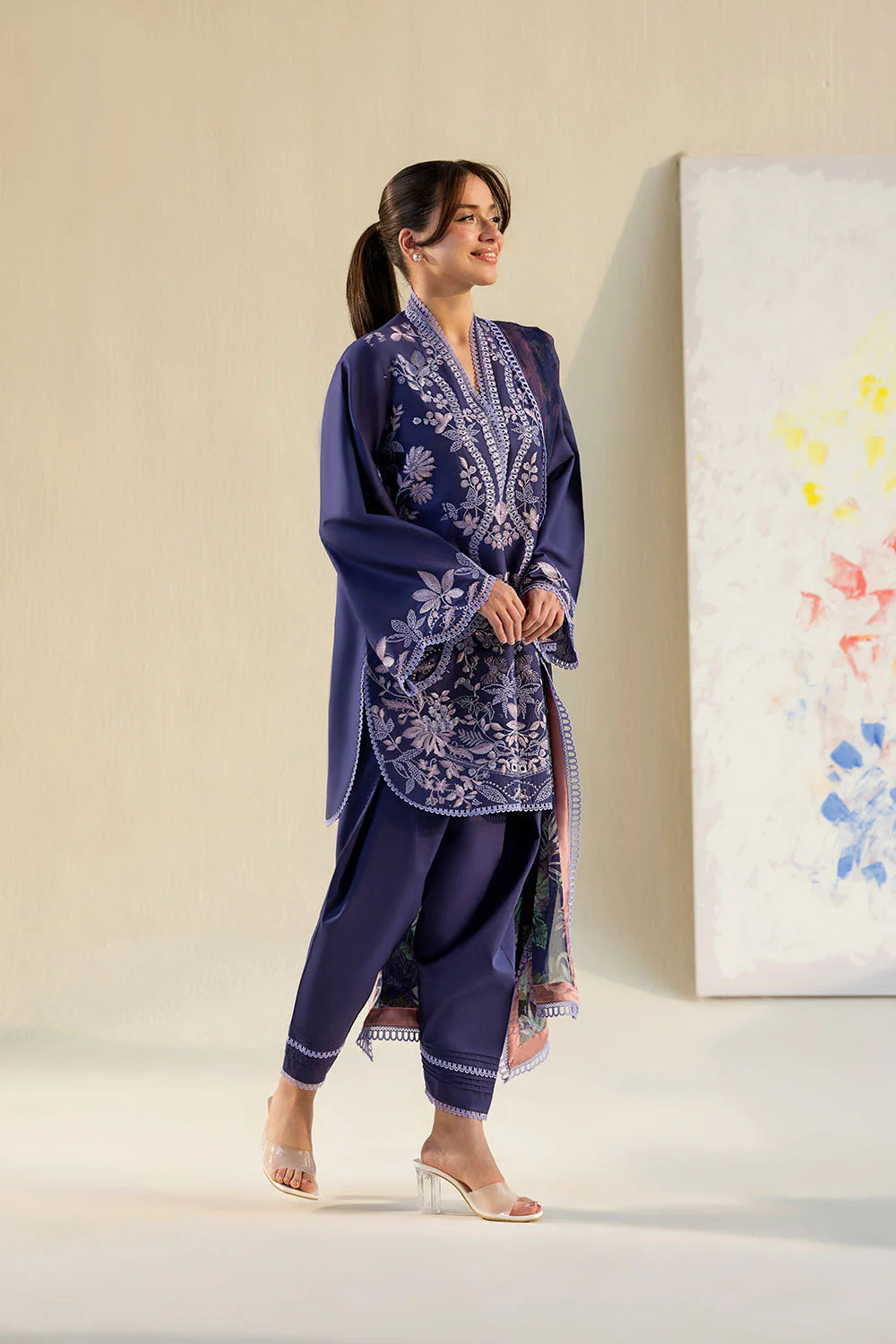 SOBIA NAZIR VITAL UNSTITCHED LAWN VT26-8B