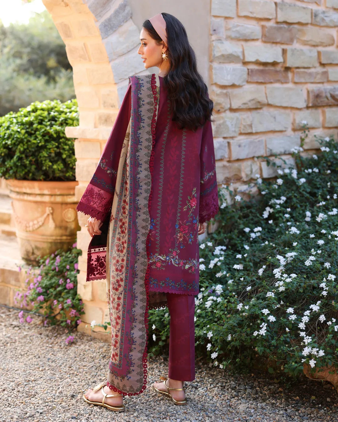 AYLLEEN NAQSH GULRANG