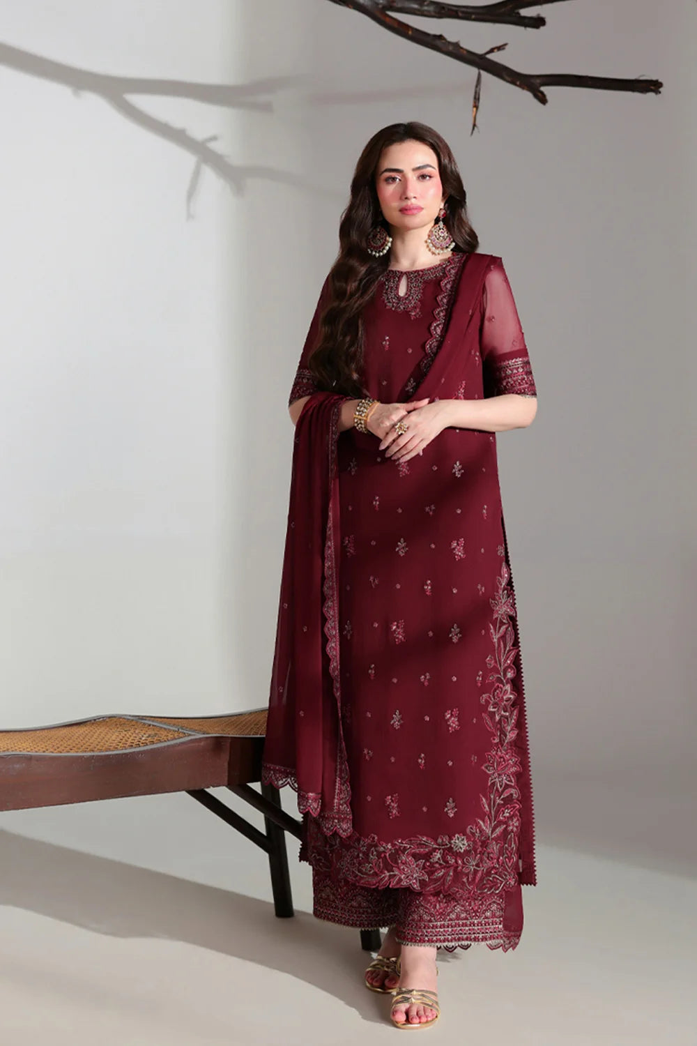 AZURE ENSEMBLES FESTIVE RUBY ROGUE