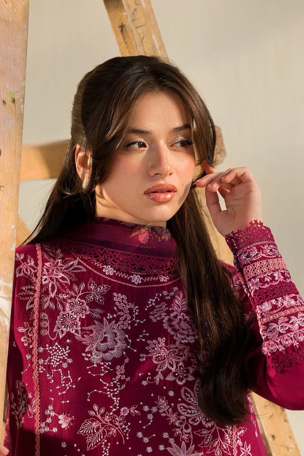 SOBIA NAZIR VITAL UNSTITCHED LAWN VT26-9B