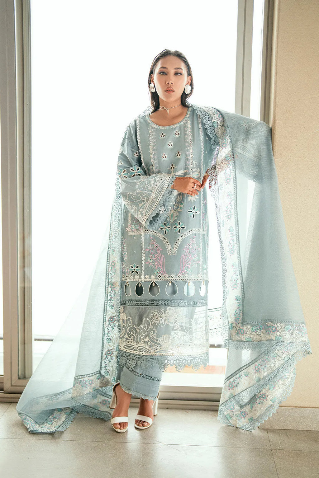 SIDRA FAHAD ANAYA LAWN D-06
