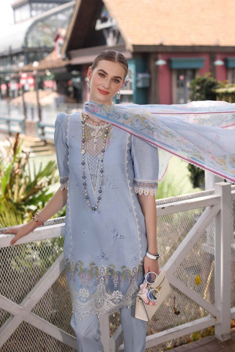 NOOR EID LUXE CHIKANKARI D-02