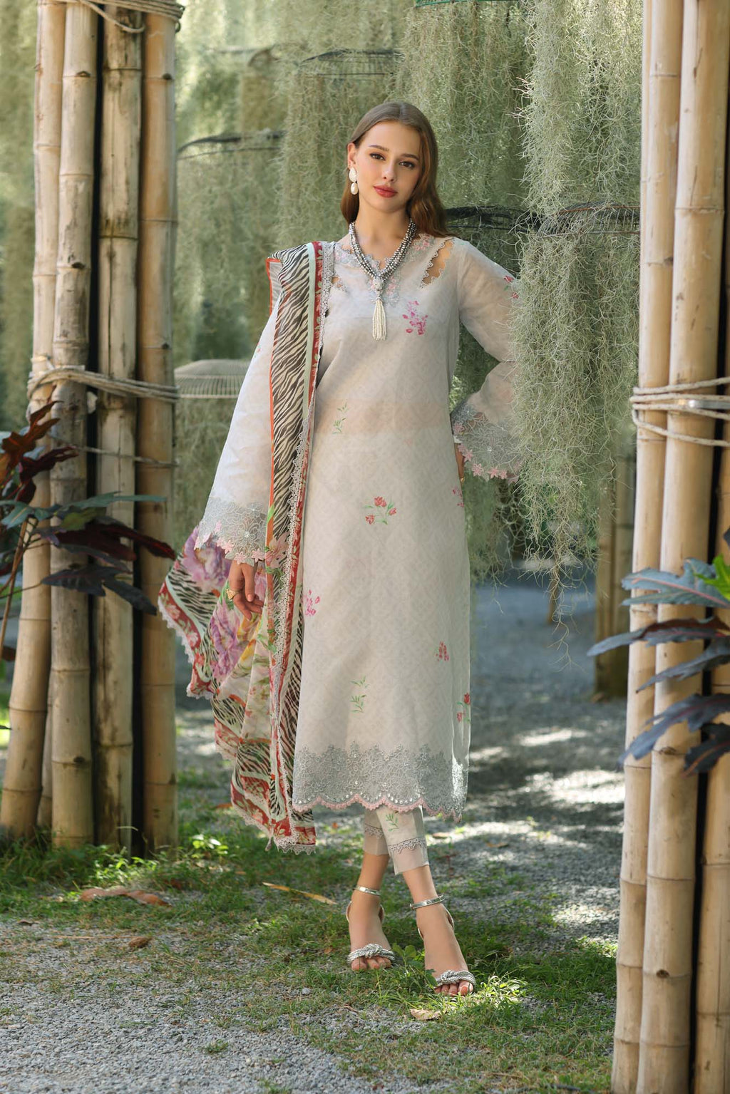 NOOR LUXE PRINTEDKARI D-10A