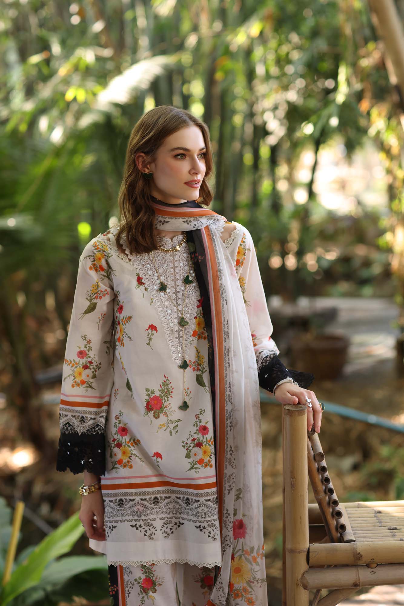 NOOR LUXE PRINTEDKARI D-4B