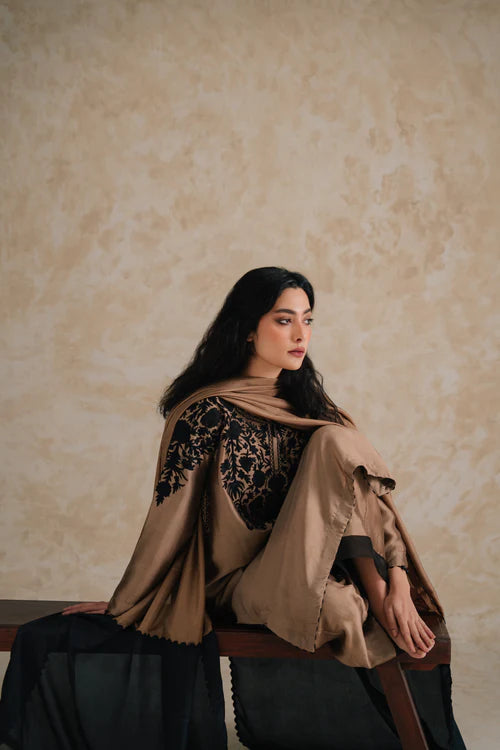 IQRA F CHAUDHRY KHAI PHIRAN 3PC