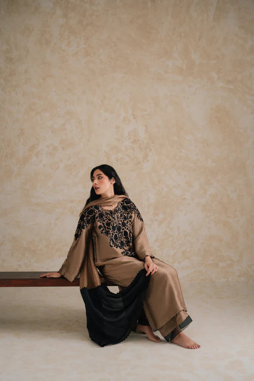 IQRA F CHAUDHRY KHAI PHIRAN 3PC